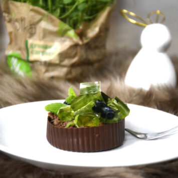 Zróbmy sobie wiosnę – czekoladowy deser z galaretką w jadalnej doniczce