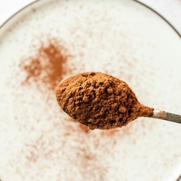 Kakao w cukiernictwie – więcej, niż tylko barwnik